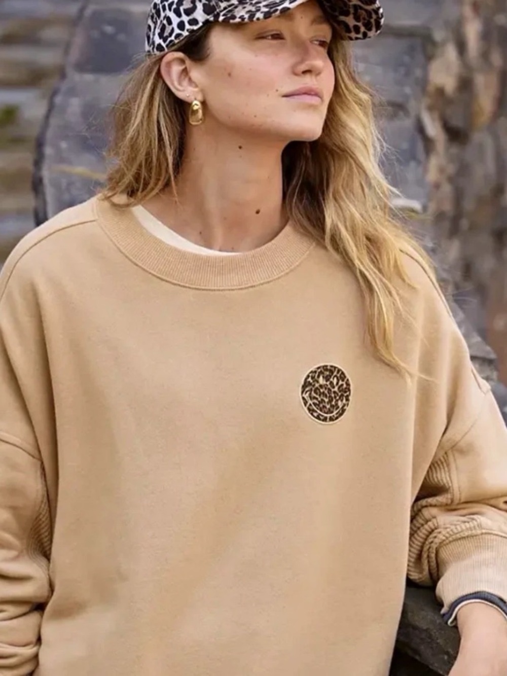Aerie x The Smiley Company Getaway Oversized Waffle Sweatshirt - Tan/Beige Small